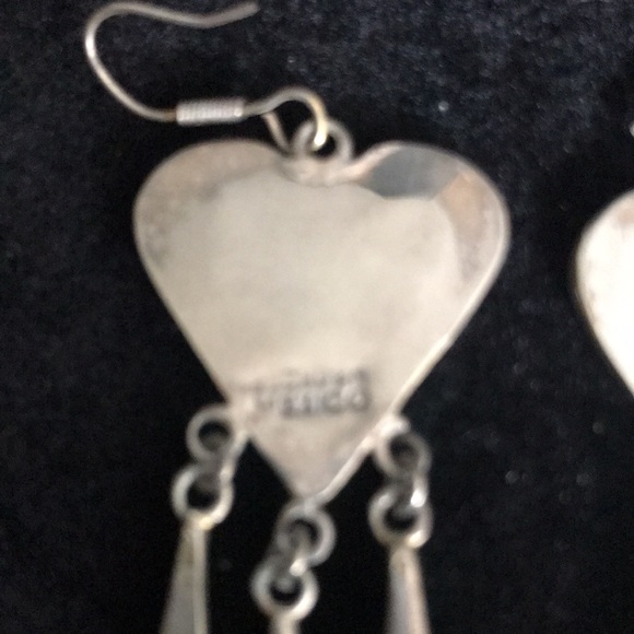 Heart and tear drop earrings - Picture 5 of 6